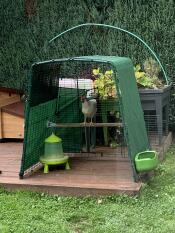 Ecke schutzraum aus einem anbau gehege Eglu