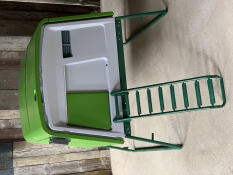 Simple construction, functional stable with Good cleaning possibility