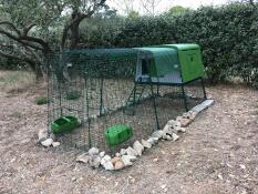 The large chicken coop is a top product!