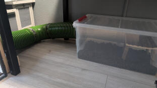 Tunnel for the digging box 