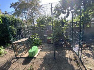 Large cat pen 2x3x2... well received. mounted alone the 2 levels are grids and door... help provided by a second person for the roof grids... overall very easy to mount