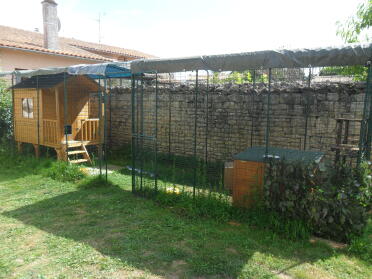 Adapt the catio to your space