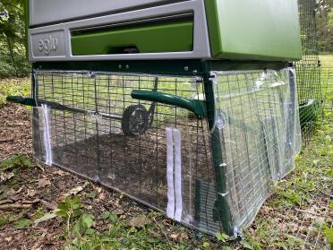 Additional wind protection for your chickens