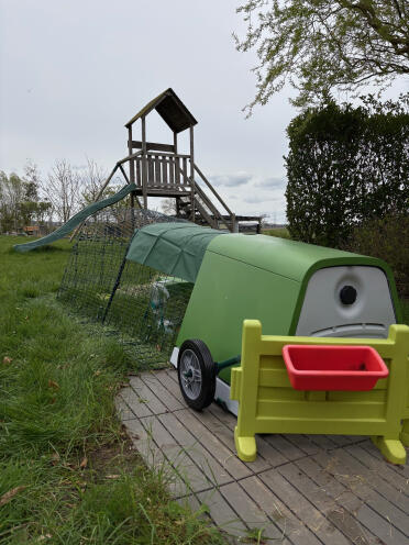 Hutch Eglu Go  with 2m enclosure for two guinea pigs