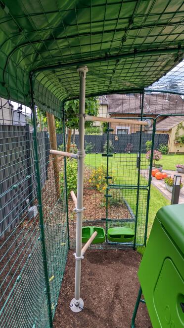 Fully equipped Poletree
