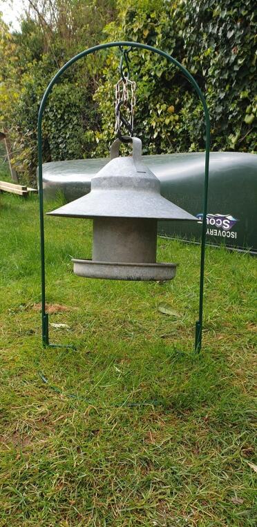 Keeping feed off the ground and dry