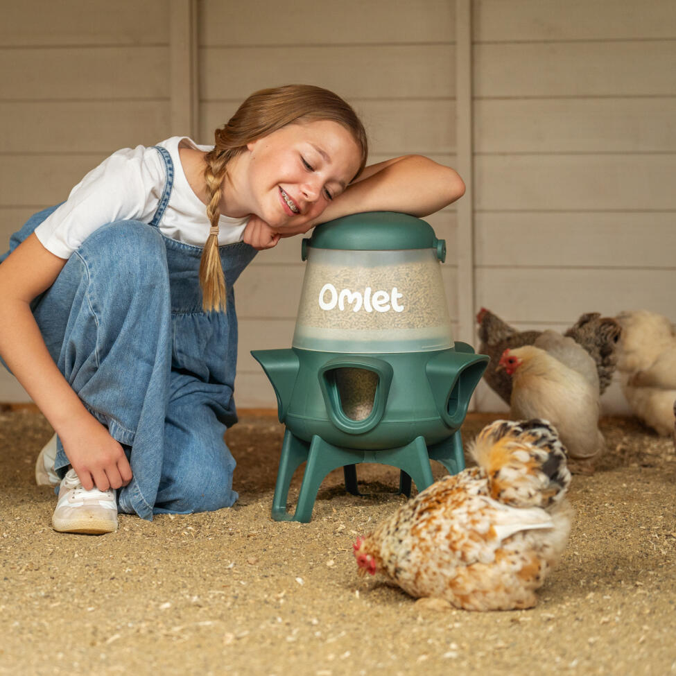 sturdy and durable chicken feeder with no spill technology