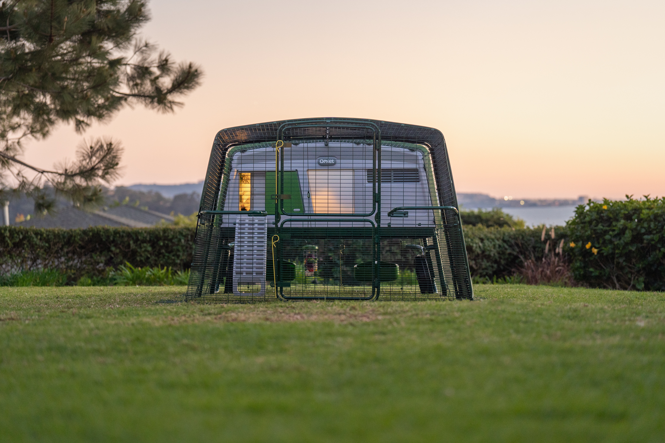 eglu pro in sunset with autodoor closing